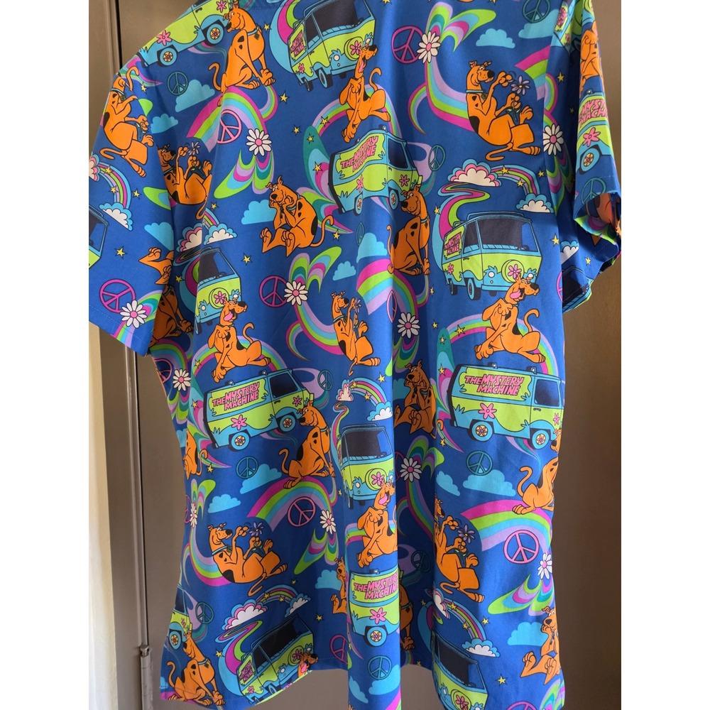 Scooby-Doo Mystery Machine Nurse Scrub Top Blue V-Neck Cartoon Print Women Large